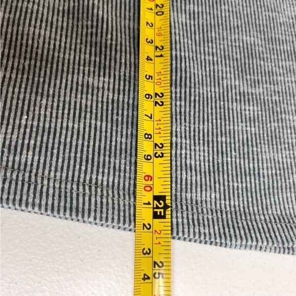 Modcloth Crisscross Notch Ribbed Tee Shirt Black White Stripe Women Medium Gray - Picture 10 of 11